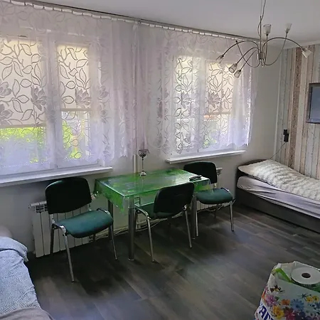 Centrum 2 Lozka Ul Budowlanych 10 W Kawalerce * Piła